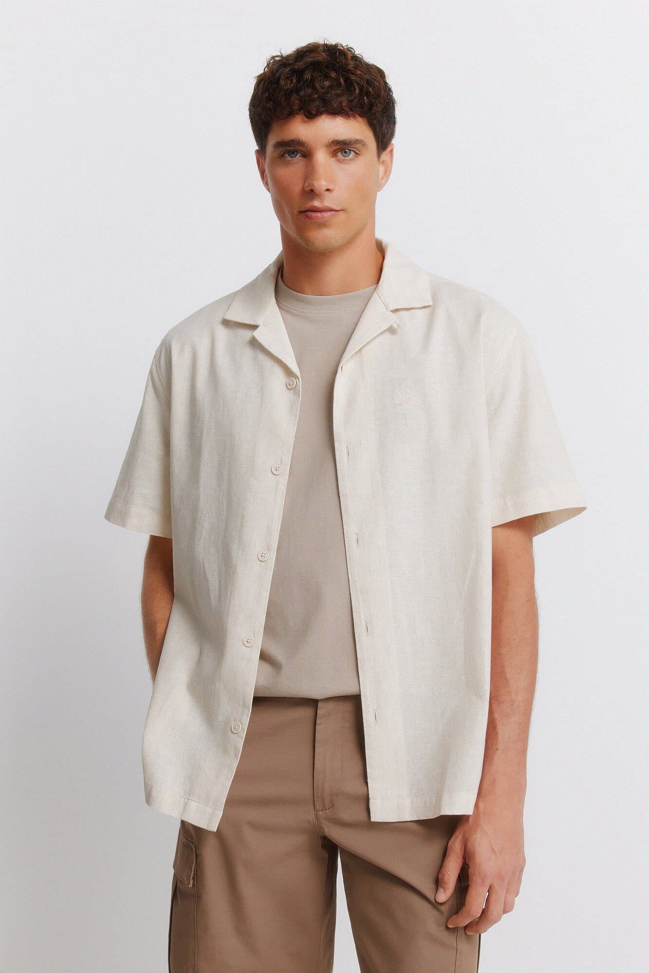 Chemise camp collar